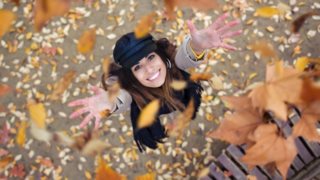 Πώς να είμαι γοητευτική; Βρες το δυνατό σημείο στην εμφάνισή σου: Δες το χαρακτηριστικό στοιχείο της γοητείας σου που πρέπει να αναδείξεις ανάλογα με το ζώδιό σου