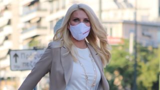 Η Ελένη Μενεγάκη σε πυρετώδεις προετοιμασίες για την επιστροφή της