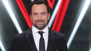 Ο Γιώργος Λιανός πήγε στο γήπεδο μαζί με τα πανέμορφα παιδιά του | Η πανύψηλη κόρη του, Αριάνα, και ο 10χρονος γιος του, Κωνσταντίνος