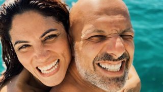 Νίκος Μουτσινάς | Μαίρη Συνατσάκη: Αναβιώνουν τον θρυλικό καυγά Τριφύλλη - Γκλέτσου &amp; το αποτέλεσμα είναι επικό!