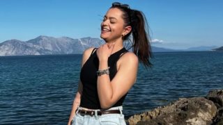 Μαριτίνα Ντενίση | Ποζάρει στη γιγαντιαίων διαστάσεων πισίνα της στο εξοχικό της στον Θεολόγο