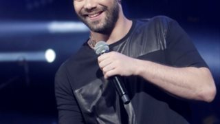 Γιώργος Σαμπάνης: Πρεμιέρα με τη νέα του σύντροφο στο πλευρό του: Δείτε την εντυπωσιακή εμφάνισή της!