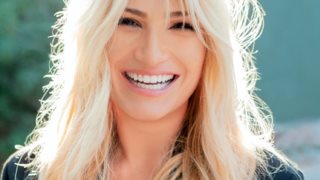 Φαίη Σκορδά: Οι διακοπές ξεκίνησαν: Οι φωτογραφίες με μαγιό