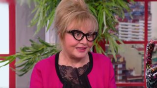 Η Βίκυ Παγιατάκη για την απίστευτη ταλαιπωρία της – Εγκλωβίστηκε σε τάξι &amp; έπεσε έξω από το σπίτι της