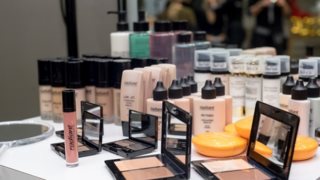 Radiant: Σε προκαλεί να γιορτάσεις τα Χριστούγεννα με τον πιο beauty τρόπο!
