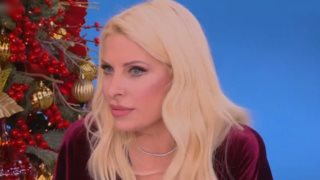 Ελένη Μενεγάκη | Αυτή είναι η πρωτοχρονιάτικη παράδοση που έχει ο Μάκης Παντζόπουλος και την ξάφνιασε