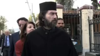 Ο πατήρ Αντώνιος της "Κιβωτού" δικάζεται σήμερα για το αδίκημα της ασέλγειας