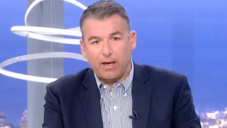 Γιώργος Λιάγκας: "Ο Σάκης Ρουβάς δεν είναι κολοφώνας της επικοινωνίας, με autocue παρουσιάζει"