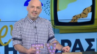 Νίκος Μουτσινάς
: Τα καυστικά σχόλια για Φουρθιώτη- Χατζηβασιλείου &amp; το απόσπασμα που τον άφησε άφωνο!