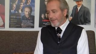 Γρηγόρης Βαλτινός: Η συγκίνηση για τα παιδιά του: «Συνεχίζω να έχω τύψεις…»