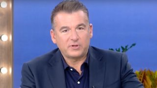 Γιώργος Λιάγκας για Νίκο Κοκλώνη: &quot;Γνωρίζω ότι μπαίνει μέσα 100 χιλιάρικα το επεισόδιο στο J2US&quot;