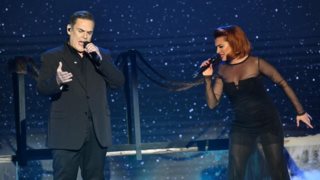 J2US | Ο Αντώνης Λουδάρος άνοιξε … πέτρα με την Πέννυ Μπαλτατζή