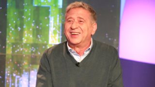 Κώστας Κόκλας: &quot;Η τηλεόραση τότε ήταν πάρα πολύ άγρια. Στα πρώτα έξι επεισόδια πήγαμε άπατοι στα νούμερα τηλεθέασης και σταμάτησε η παραγωγή&quot;