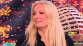 Η Αφροδίτη Γραμμέλη επέστρεψε στο &quot;Mega Καλημέρα&quot; μετά την απώλεια του πατέρα της