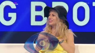 Άννα Μαρία Ψυχαράκη: &quot;Κρίμα που δεν ζει η Αλίκη Βουγιουκλάκη να με καταλάβει&quot;