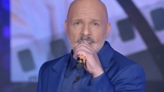 &quot;Μισή ώρα έβλεπα για το ταξίδι του Μουτσινά - Δεν γύρισε ο Ανδρέας Παπανδρέου από το Χέρφιλντ!&quot;