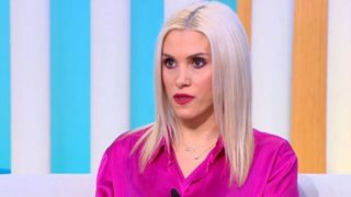 Δώρα Τσαμπάζη: &quot;Θήλαζα ακόμα τον γιο μου όταν ο Αλέξανδρος Νικολαΐδης διαγνώστηκε με καρκίνο&quot;