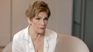 Χρύσα Ρώπα: &quot;Δεν είχα προτάσεις. Ζούσα με δανεικά από φίλους, αυτοί με βοήθησαν&quot;