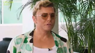 Τάκης Ζαχαράτος: "Η σάτιρα είναι ένα μαχαίρι το οποίο μπορεί να γυρίσει και να σε μαχαιρώσει ή μπορεί να μαχαιρώσεις κάποιον άλλον"