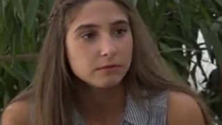 Φωτεινή Αθερίδου: Μιλά για όλα! Οι ερωτήσεις για τον πατέρα της, η ψυχοθεραπεία &amp; η πρώτη φορά που έκανε σεξ