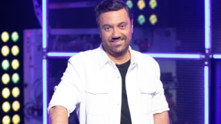 Ο Γιώργος Θεοφάνους κυκλοφορεί το νέο του άλμπουμ &quot;Παναγία - Η Μητέρα του Φωτός&quot; από τη sold out παράσταση στη Θεσσαλονίκη