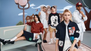 Η Tommy Hilfiger γιορτάζει τα 100 χρόνια της Disney με τη συνεργασία Disney x Tommy