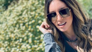 Αθηνά Οικονομάκου : Το μυστικό της για τέλειο δέρμα παρά το έντονο καθημερινό της πρόγραμμα