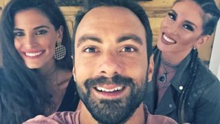 Σάκης Τανιμανίδης: Στη Μύκονο με τη Χριστίνα Μπόμπα &amp; την Αθηνά Οικονομάκου: Video