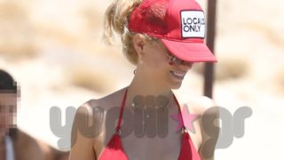 Δούκισσα Νομικού : Ανέμελες στιγμές με τον Δημήτρη Θεοδωρίδη στη Μύκονο! Όλες οι φωτογραφίες