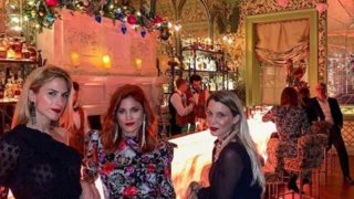 Μαίρη Συνατσάκη | Ντορέττα Παπαδημητρίου: Επισκέφθηκαν το πιο ιστορικό prive club του Λονδίνου!