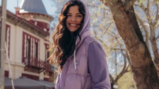 Η Χριστίνα Μπόμπα ετοίμασε μελομακάρονα με τις δίδυμες κόρες της και μοιράστηκε το πιο γλυκό βίντεο