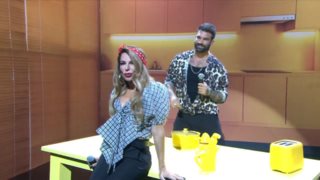 J2US | Η πρόοδος του Δημήτρη Αλεξάνδρου &amp; το σκονάκι της Κέλλυς Κελεκίδου