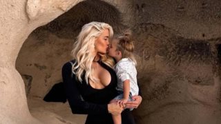 Ιωάννα Τούνη: "Πρώτη φορά απολαμβάνω τόσο πολύ το μωρό μου από τότε που γέννησα"