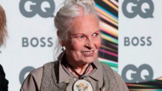 Vivienne Westwood | Πέθανε η θρυλική σχεδιάστρια μόδας σε ηλικία 81 ετών