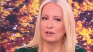 Το "καρφί" της Αφροδίτης Γραμμέλη: "Όταν σβήνουν οι κάμερες, ο ένας καρφώνει τον άλλον"