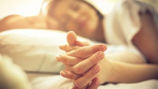 Τα οφέλη του να κοιμάσαι γυμνός
: Μήπως να το σκεφτείς σήμερα το βράδυ;