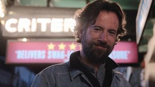 Κωστής Μαραβέγιας : Καταγγέλει ρατσιστικό περιστατικό