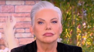 Νανά Παλαιτσάκη: &quot;Ο πρώην σύζυγός μου ενώ ήμασταν παντρεμένοι, αρραβωνιάστηκε με άλλη&quot;