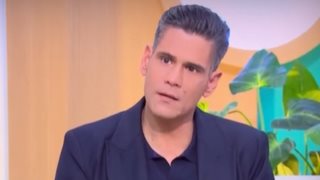 Συγκινεί ο Δημήτρης Ουγγαρέζος μιλώντας για τους γονείς του: "Να μπορούσα να τους είχα χαρίσει έστω και λίγους μήνες ζωής"