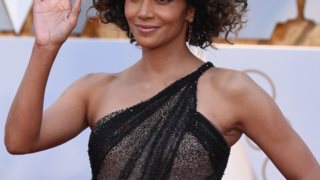 Halle Berry: Σίγουρα αυτά είναι τα πιο περίεργα μαλλιά που έχουμε δει ποτέ στα Όσκαρ