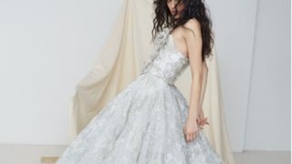 Vivienne Westwood: Tα νυφικά που σχεδιάζει είναι βγαλμένα απ΄τα όνειρά σου