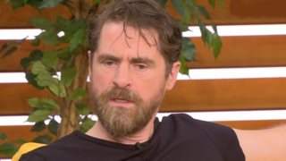 Δημήτρης Λάλος: "Μας έδωσε πολλά ο "Σασμός" σε όλο το καστ που δουλέψαμε γι΄αυτό".