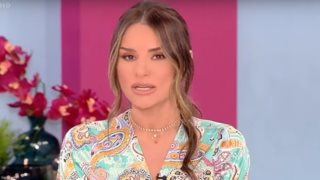 Η Ελένη Τσολάκη απαντά στον Σπύρο Μαρτίκα: &quot;Εμείς δεν κάνουμε φθηνό κουτσομπολιό&quot;