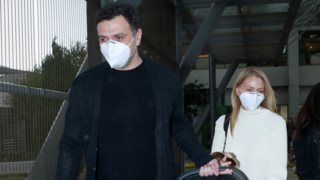 Η Τζένη Μπαλατσινού πήρε εξιτήριο από το μαιευτήριο!