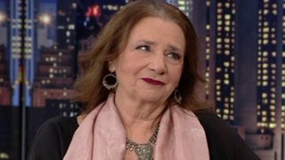 Αλεξάνδρα Παντελάκη: Ο ρόλος στις «Άγριες Μέλισσες» και η σπάνια αναφορά στην προσωπική της ζωή &amp; τον γάμο στα 48 της