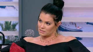 Μαρία Κορινθίου: Η ενόχλησή της on air στο «Μεσημέρι»: «Να έχεις γνώμη και να γνωρίζεις για τι μιλάς!»