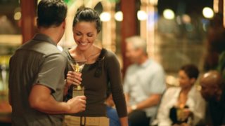 Τα ραντεβού που θα οδηγήσουν τη σχέση εκεί που θέλεις εσύ: Πέντε στρατηγικές για να της περάσεις το μήνυμα