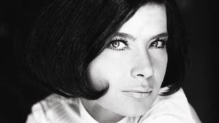 Τζένη Καρέζη: Αυτή είναι η συνονόματη 16χρονη εγγονή της: Φωτογραφίες