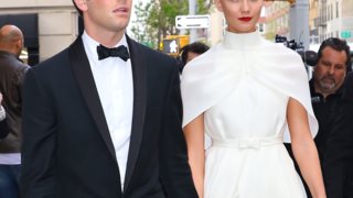 Karlie Kloss: Έγκυος στο πρώτο της παιδί!