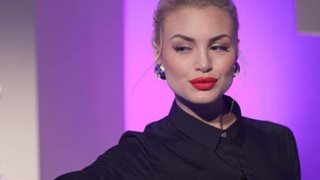 Αλεξάνδρα Παναγιώταρου: Ανοίγει το σπίτι της και μιλάει μαζί με τον σύντροφό της για τον επικείμενο γάμο τους